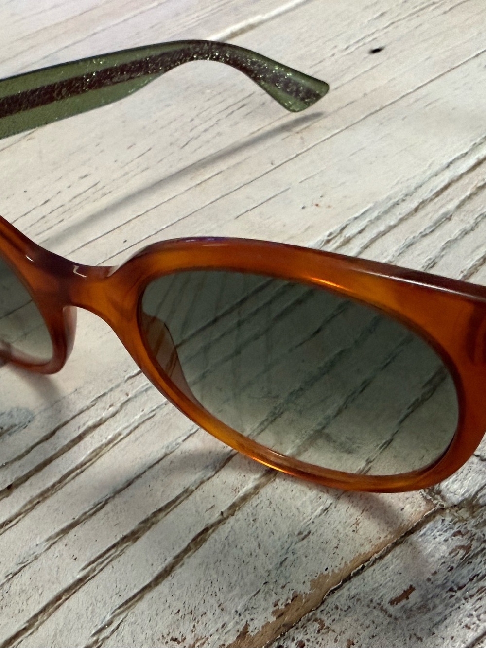 Gucci Women’s Sunglass Frames GG0035SN Green/Red Web Stripe - Picture 5 of 9